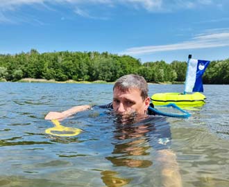 Stefan von Crazy Detectors - Schatzsuche Unterwasser mit dem Nokta Makro PulseDive und Blu3 Nemo